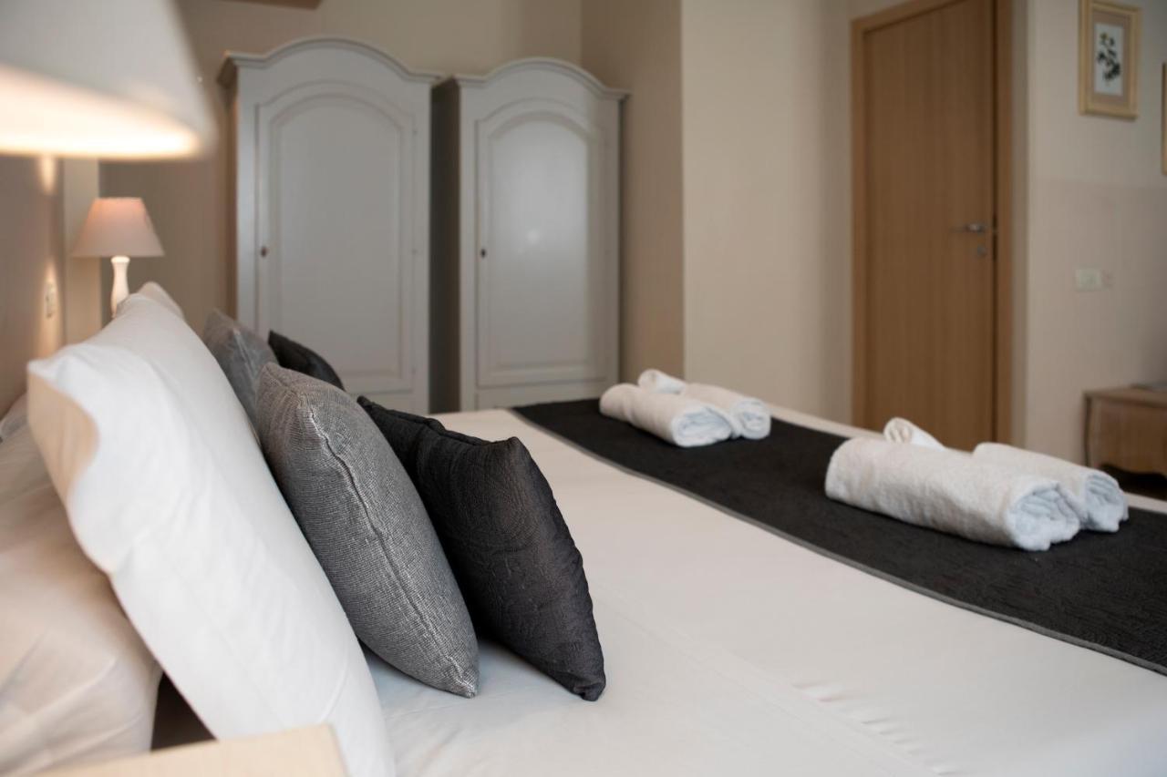 Hotel Broletto Mantova Esterno foto