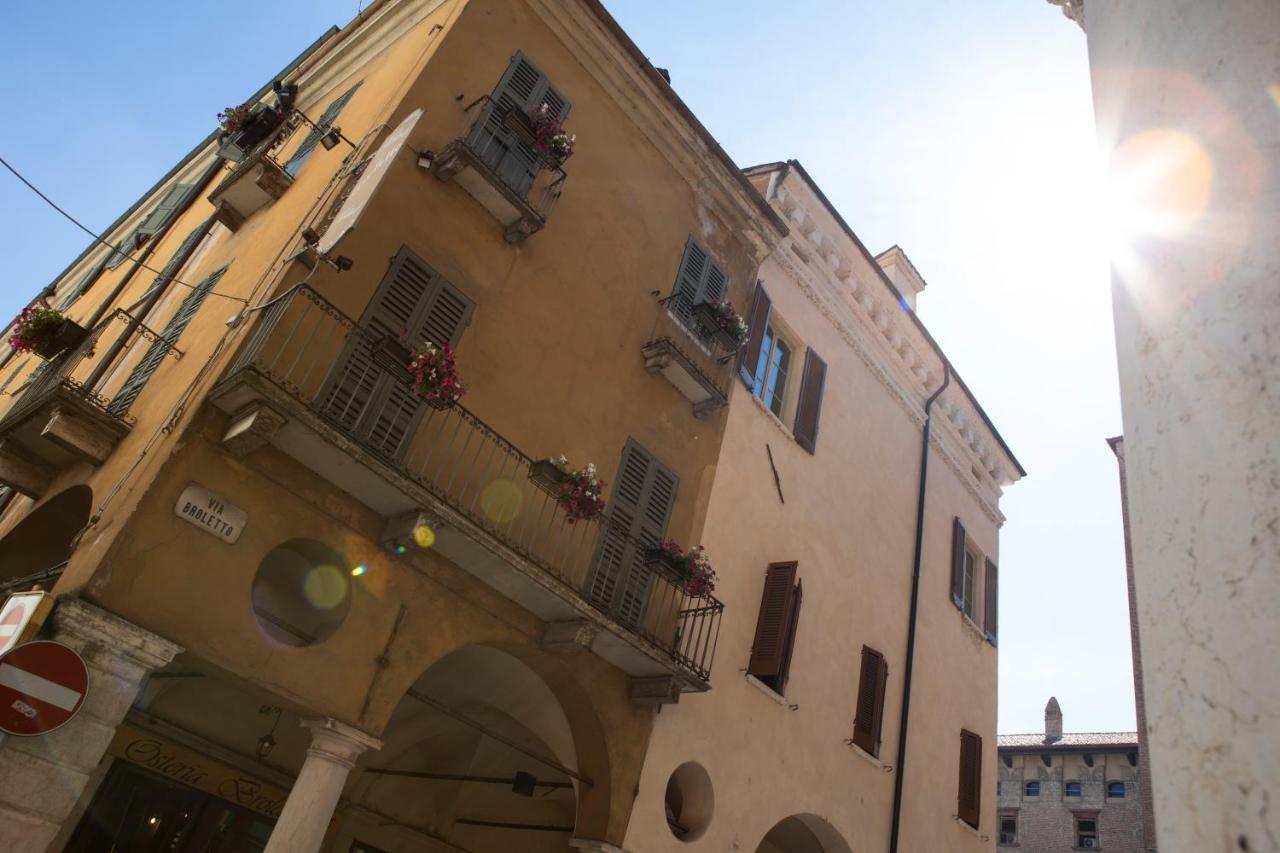 Hotel Broletto Mantova Esterno foto